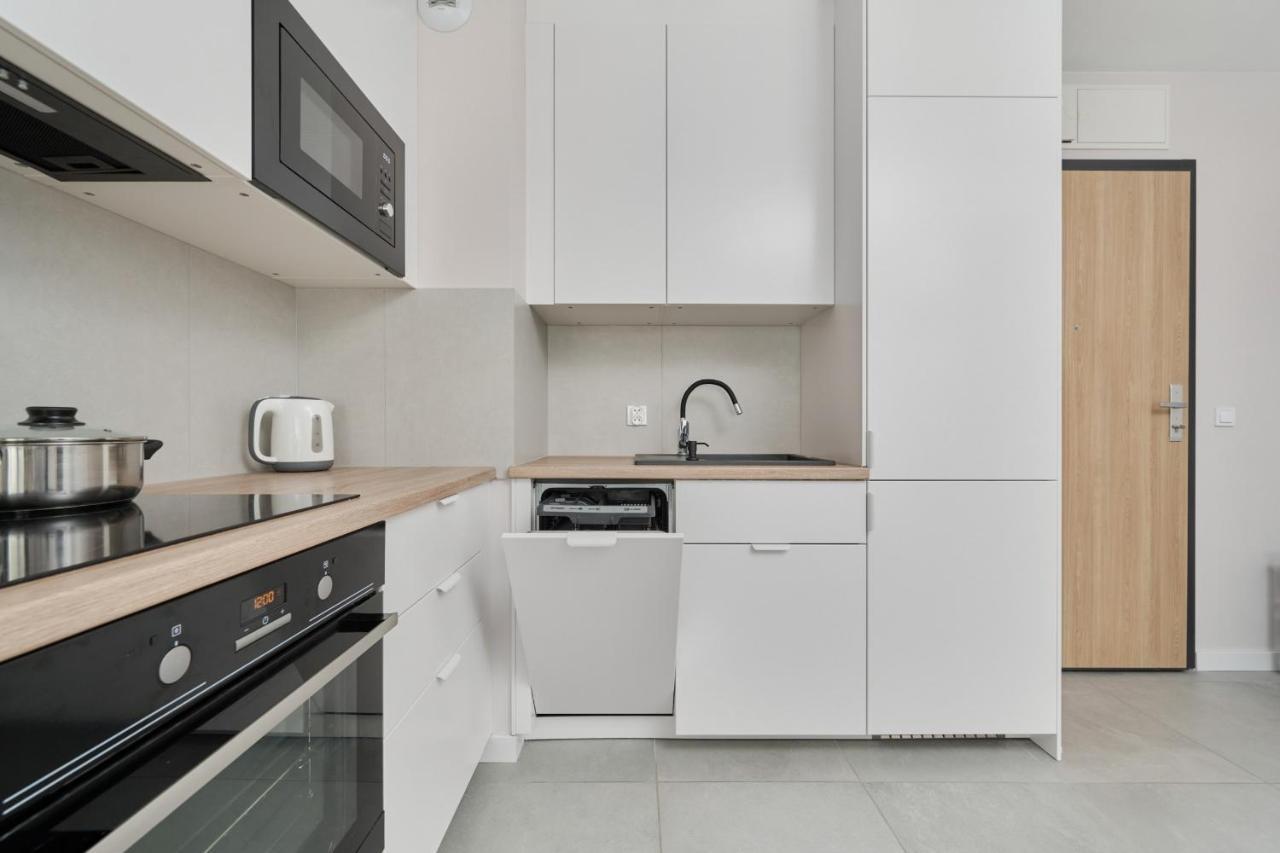 Nowa Manufaktura Apartment Wroclaw Krzyki By Noclegi Renters Exterior foto