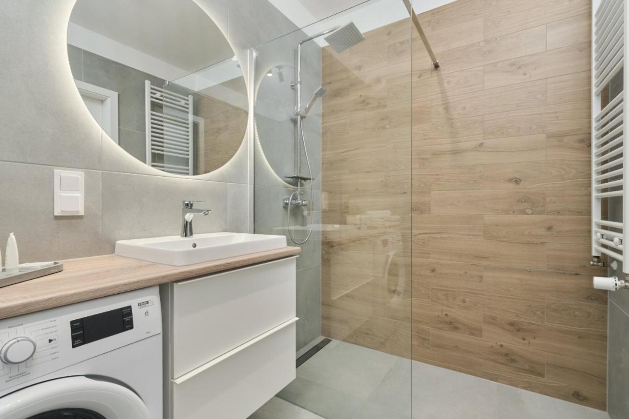 Nowa Manufaktura Apartment Wroclaw Krzyki By Noclegi Renters Exterior foto